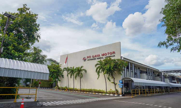 Kontribusi Industri Otomotif